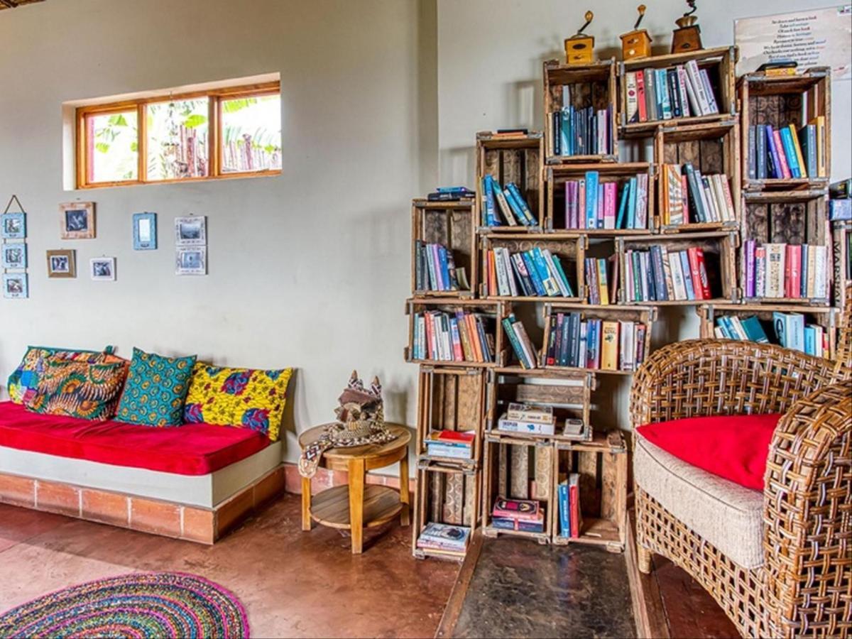 Chameleon Hill Forest Lodge Bwindi Impenetrable Park Exteriör bild