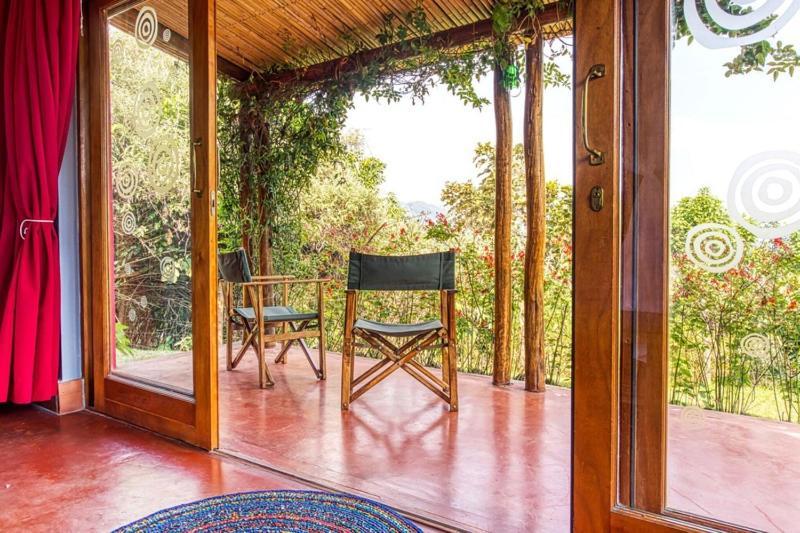 Chameleon Hill Forest Lodge Bwindi Impenetrable Park Exteriör bild