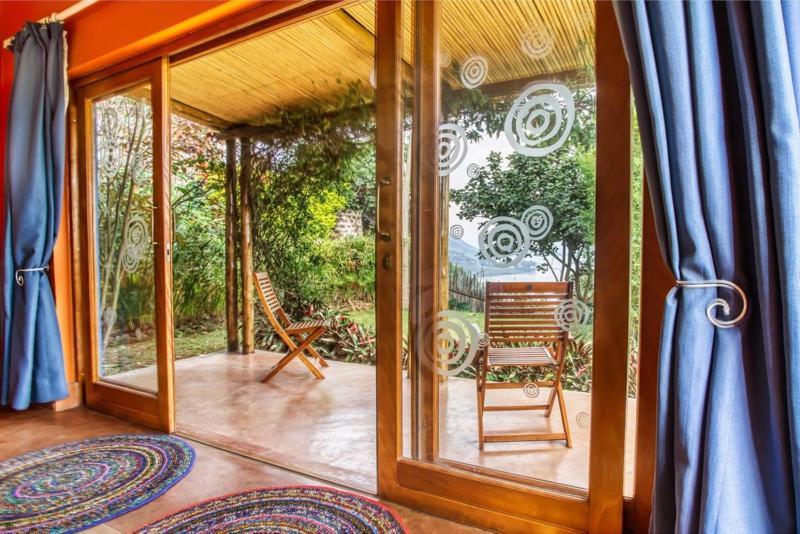 Chameleon Hill Forest Lodge Bwindi Impenetrable Park Exteriör bild